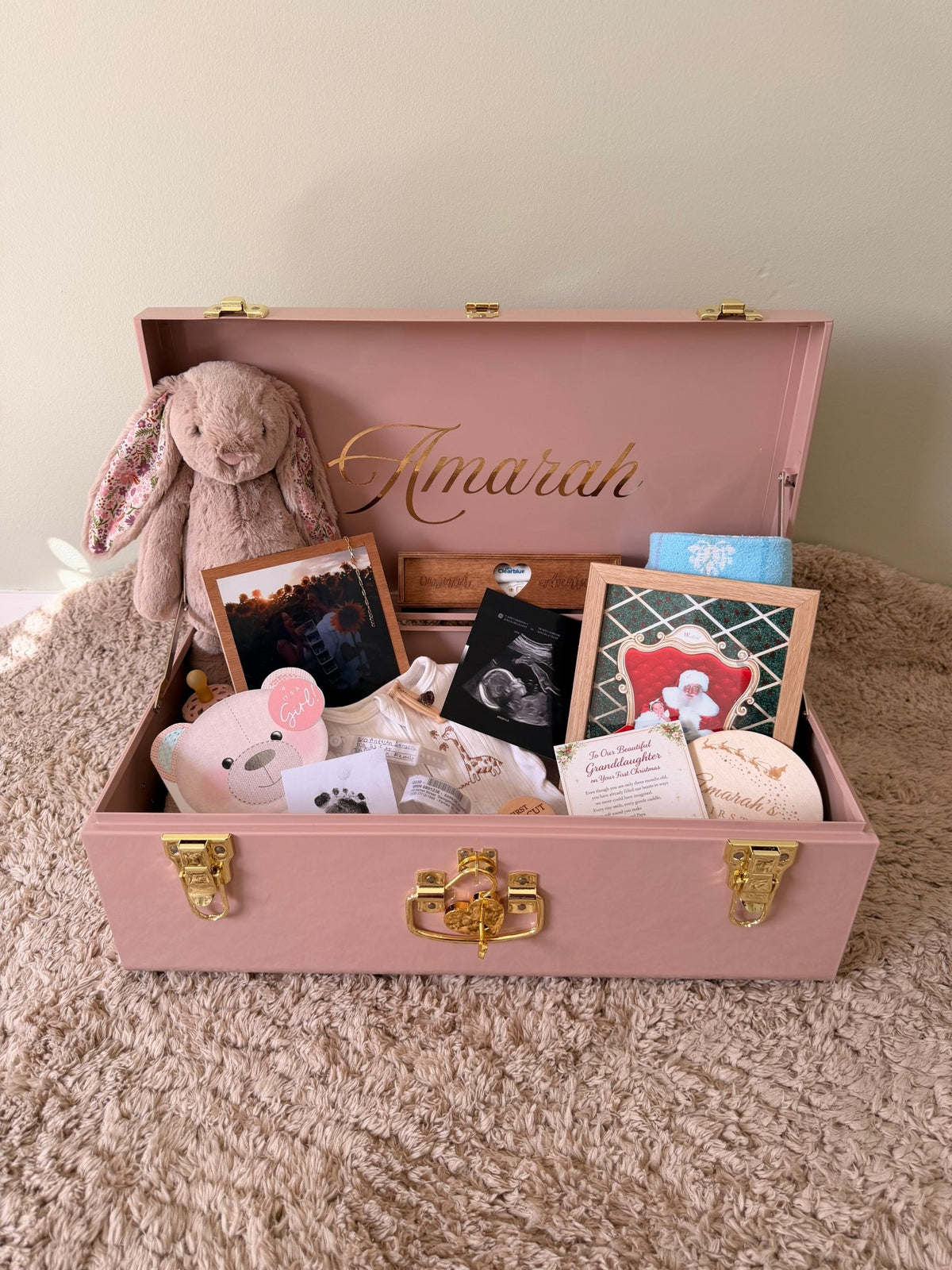 First Birthday Keepsakes: The Memories You’ll Want to Keep Forever 🎂🤍 - BabyBoo Prints