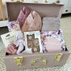 Custom gift trunk small size for newborn, filled with baby essentials and personalised items - Babyboo prints