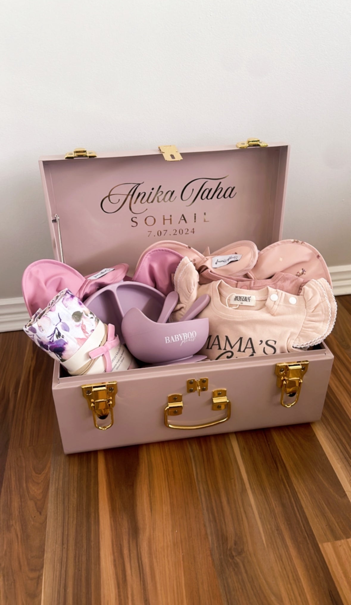 Baby Trunks Box Small Trunk Personalised Gift Packs | Babyboo Prints – BabyBoo Prints